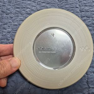 SONY CDP D-EJ785 CREAM/SILVER 투톤 정상작동품 판매합니다.