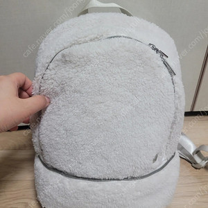 룰루레몬 양털백팩 팝니다