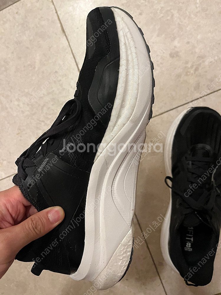 써코니 Saucony 템퍼스 Tempus 남자 270 와이드--2