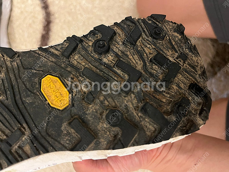 Norda 001 노다 Core Black 남 275--7
