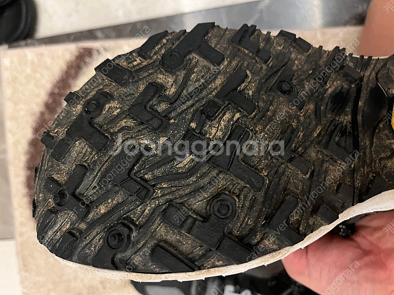 Norda 001 노다 Core Black 남 275--8