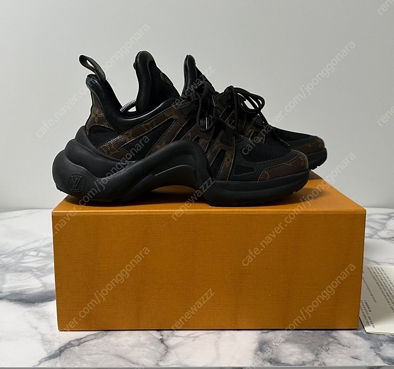 [265] 루이비통 모노그램 아치라이트 남성 스니커즈 이미지