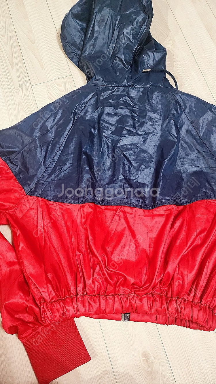 정품)김코디 나이키 크롭 바람막이--4