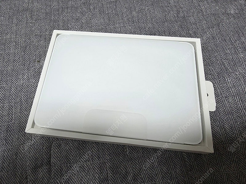 애플 매직 트랙패드 USB-C 모델 판매합니다--1