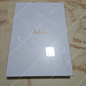 [미개봉 새상품]아이유 dlwlrma/시즌그리팅 / 에코백 /골든아워/리얼판타지(개봉) 판매합니다 이미지