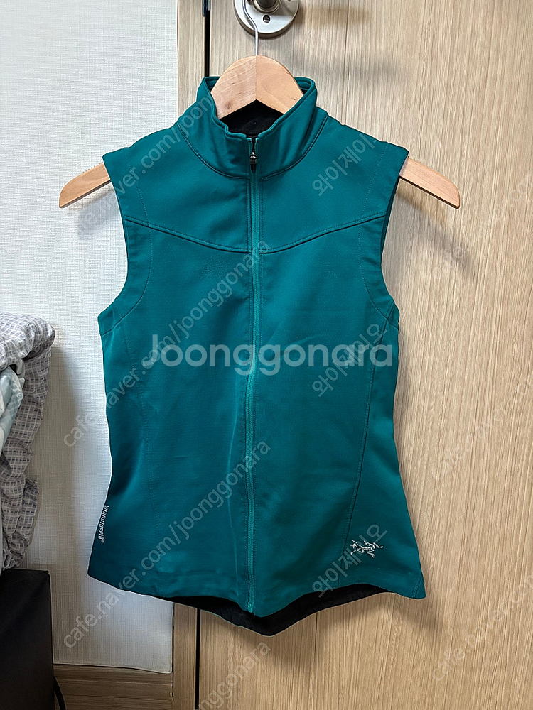 아크테릭스 윈드스토퍼 조끼--0