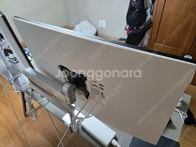 lg 4k 27인치 모니터 27up850k 올해 5월구입 제조일자 25.05--3