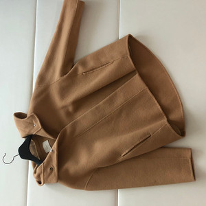 리가든 울90 후드 오버핏 박시 핸드메이드 숏코트 // 소고 트리아나 박시 핸드메이드 숏코트출근룩 하객룩 타임마인스타일 날다람쥐 벌당109000원