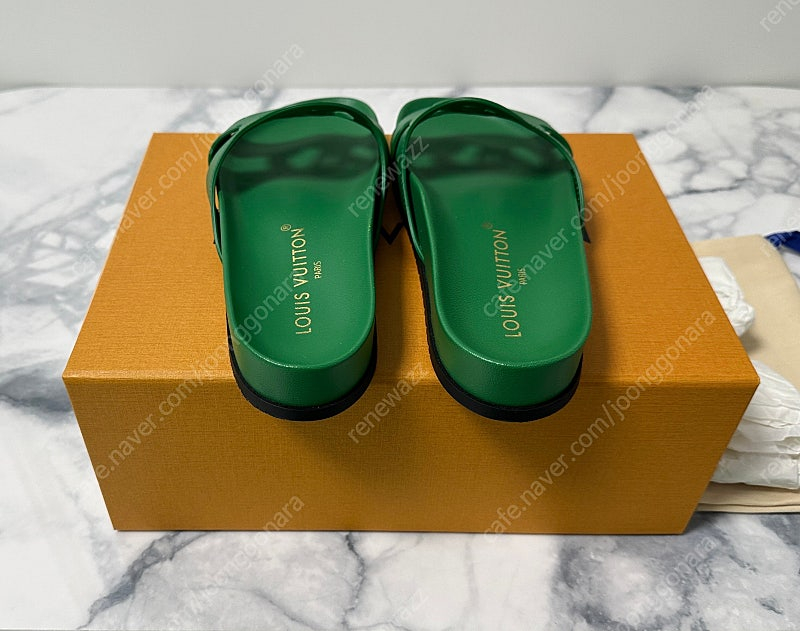 [37] 루이비통 이솔라 플랫 슬리퍼 새상품 이미지