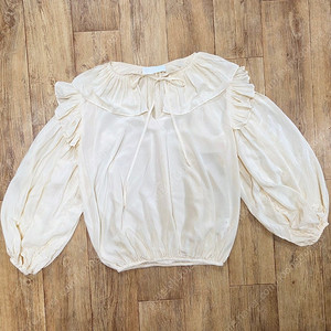 Co컬렉션, 모우트,스컬프터, DVF,르네제이 ,마리마켓 ,이브닝브링스,레티켓스튜디오,패브릭컬러지 ,CK .세잔느, 마인, 리버아일랜드