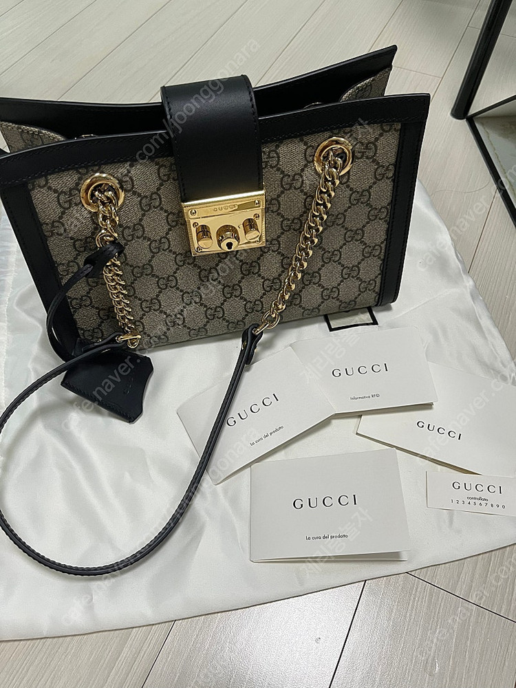 구찌 패드락 미니엄 토트백 이미지