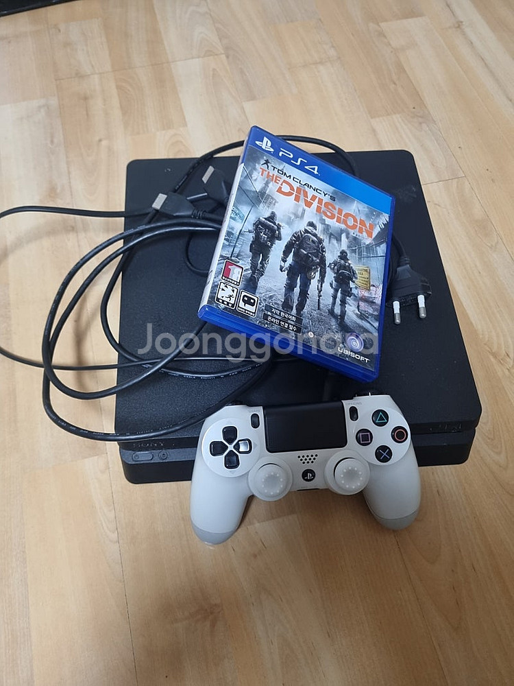PS4 플스4 슬림 판매합니다.--0