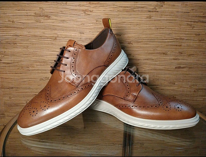 에코(Ecco)남성화 윙팁 브라운 EU41(새제품) 운동화 기준 270-택포가격--3