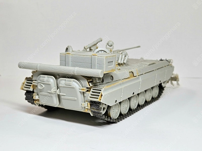조립품 [Dragon] 1/35 BMP-2E 이미지
