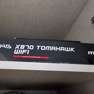 미사용 메인보드 팝니다 라이젠 msi x870 토마호크 wifi