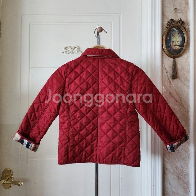 새상품급. 110호 (5y) 버버리칠드런 퀼팅 누빔 자켓 / 키즈 몽클레어 구찌 펜디 셀린느 디올--1