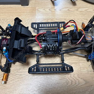 티락 차체판매 rc카 조종기포함