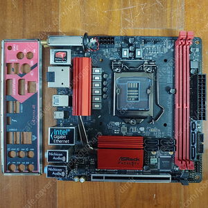 ASRock Fatal1ty Z270 Gaming-ITX/ac 메인보드 판매합니다.
