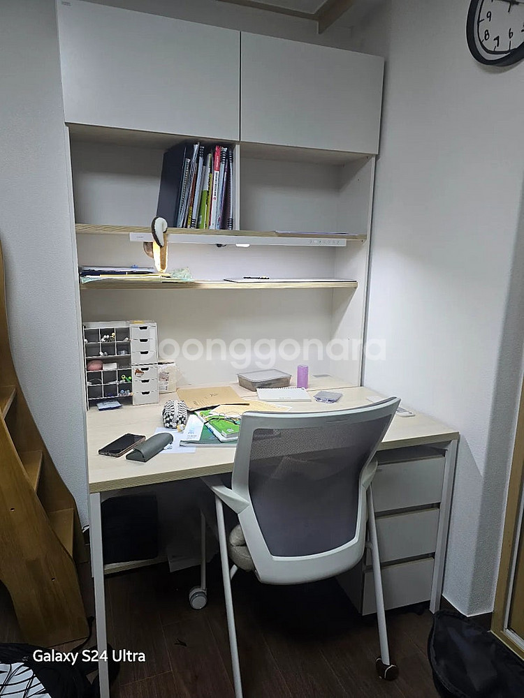 데스커 1200폭 6단 책상세트(콘센트형, 조명+도어형...--3