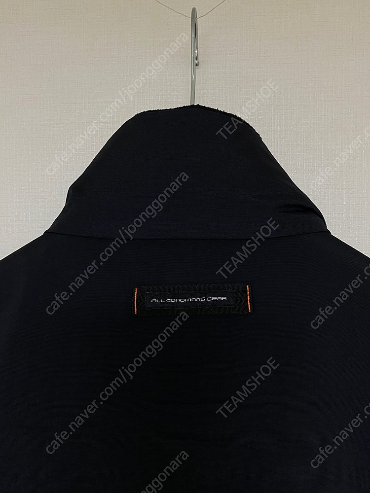 NIKE ACG DOWN PADDING OG XL 이미지