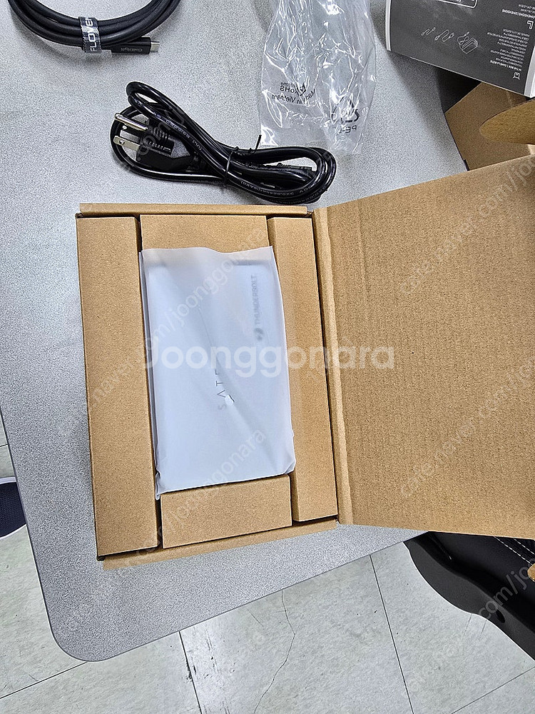 사테치 USB C타입 5in1 썬더볼트4 슬림 멀티 허...--2