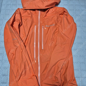 노로나 팔켄티드 고어텍스 팩라이트 여성재킷 S사이즈 – 28만원 (직구 영수증 有)