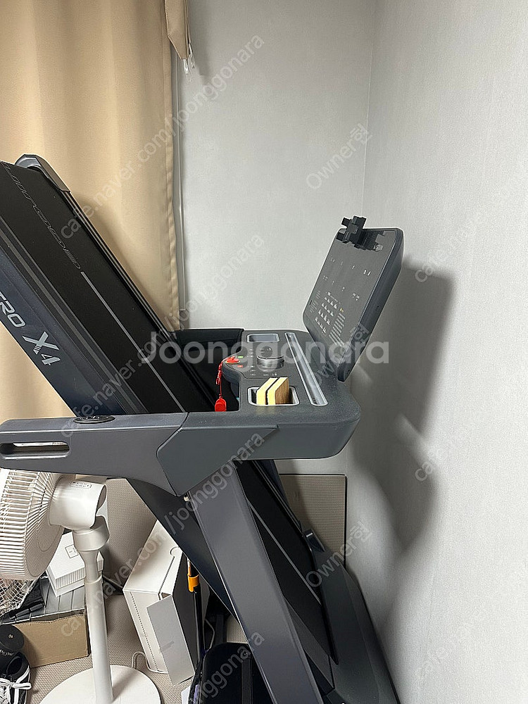 이고진 런닝머신 X4 마에스트로 판매합니다.--1