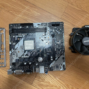ASRock A320M-HDV 메인보드 / 라이젠 2200G