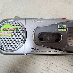 부품용 aiwa 카세트 라디오 고장품 (rm-p300) 1만원