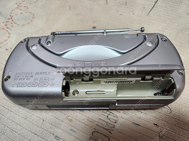 부품용 aiwa 카세트 라디오 고장품 (rm-p300)...--5