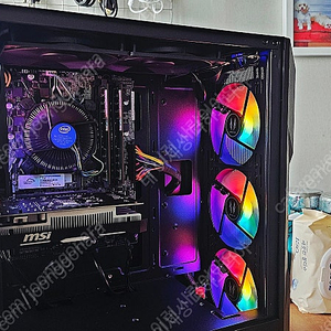 컴퓨터 게이밍용 i7 7700 본체 팝니다