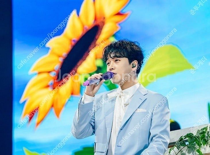 [황영웅/안전거래/직거래] ‘초특가 앞자리 황영웅 서울 / 단독 팬미팅 '오빠가 돌아왔다' 콘서트 / 무대 바로 앞...--0