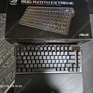 ASUS ROG Azoth Extreme 적축
