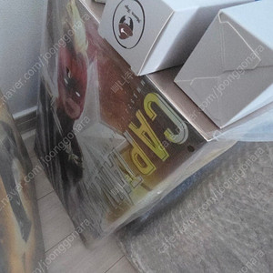 핫토이 솔로무비 캡틴마블 디럭스(미개봉) + 추가 헤드 3종