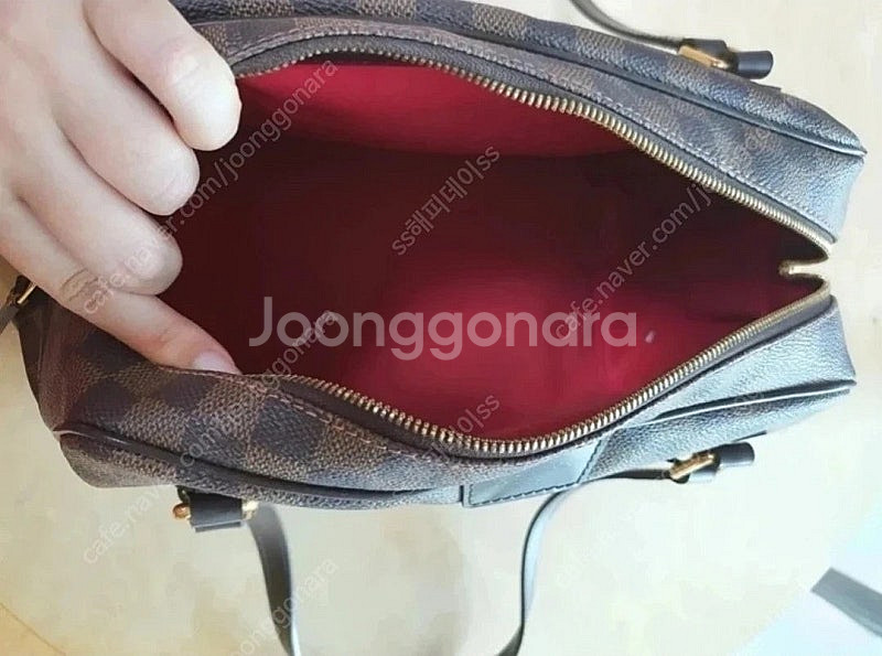 루이비통 숄더백--5