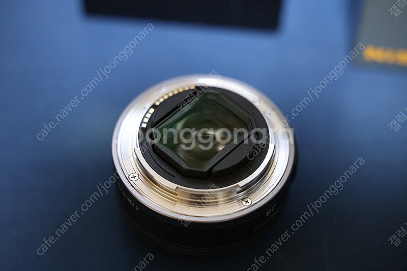 캐논 RF 28mm f2.8 렌즈 판매합니다.--2