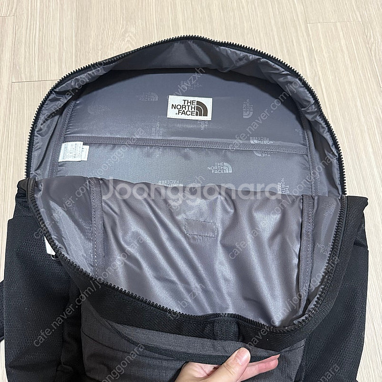 새상품 노스페이스 백팩 24L--1