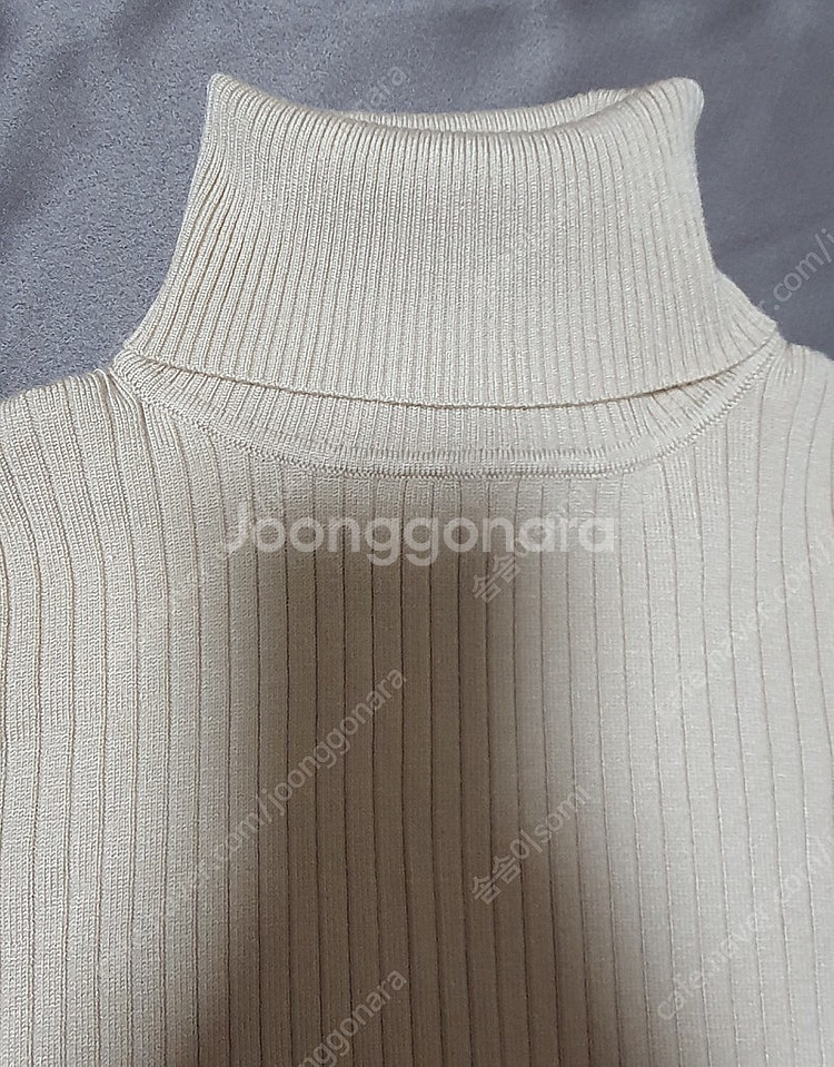 여성 골지 니트 폴라 반팔티 베이지--1