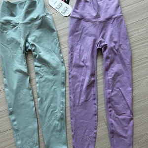 안다르 에어코튼 시리 레깅스 8.2부 2사이즈 (새상품)