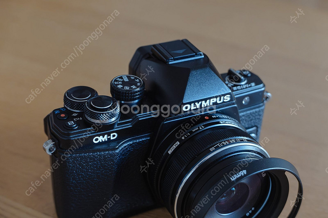 올림푸스 E-M10 Mark2블랙(mk II mk2)+...--5