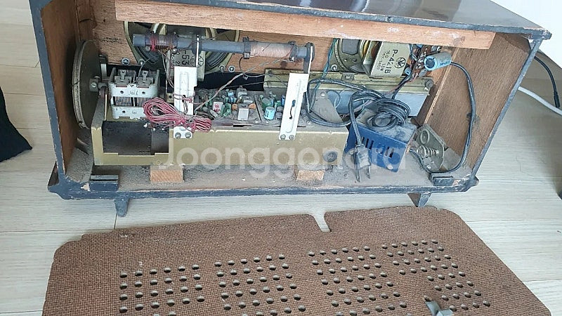 오래된 금성 나무라디오 MD-1101 팝니다ㅡ부산--8