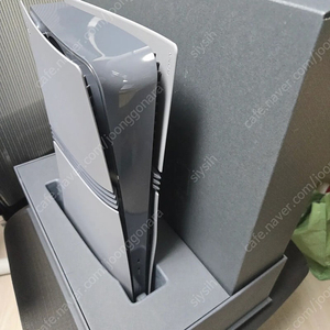 PS5 프로 30주년기념 리미티드에디션