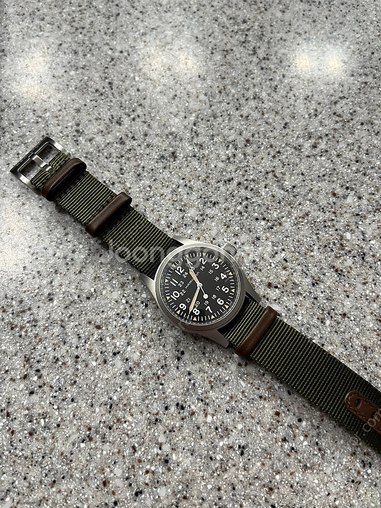 해밀턴 카키필드 수동 메카니칼 38mm 판매합니다--1