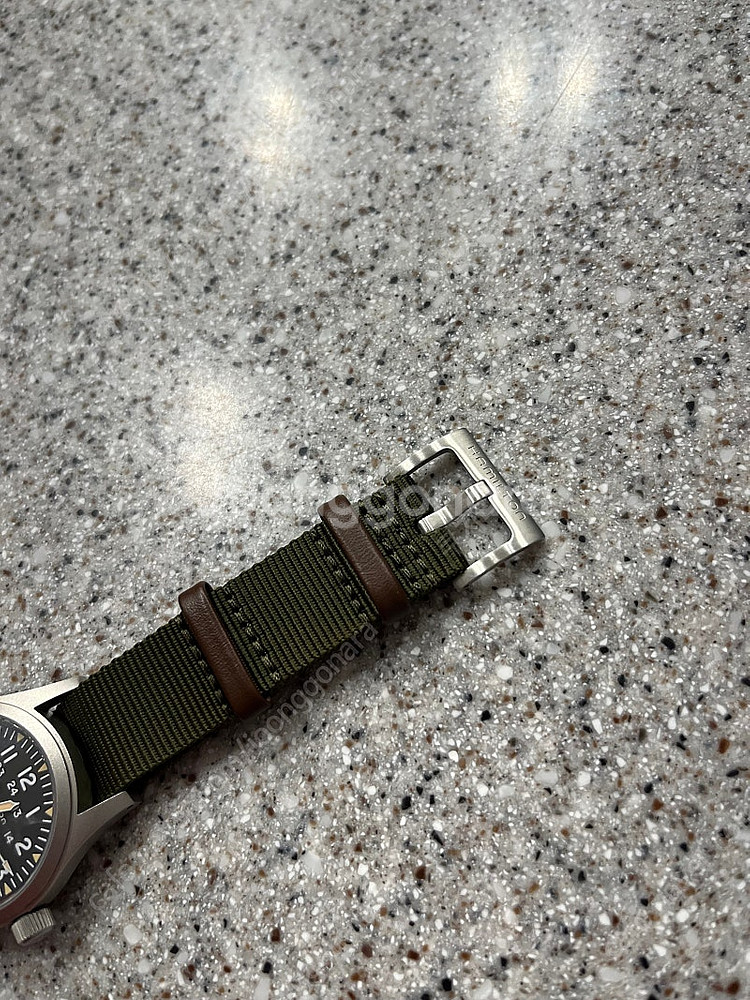 해밀턴 카키필드 수동 메카니칼 38mm 판매합니다--4