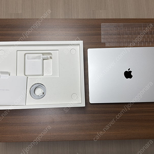 맥북프로 16 M3 18GB/512GB S급 풀박