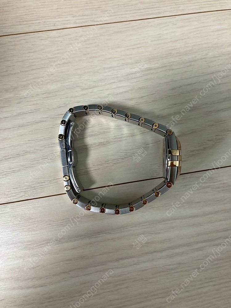 오메가 컨스틸레이션 다이아 자개 콤비 쿼츠 여성용 시계 이미지