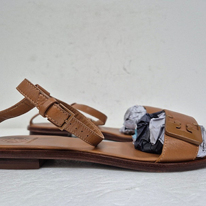 토리버치 여성 샌들 250