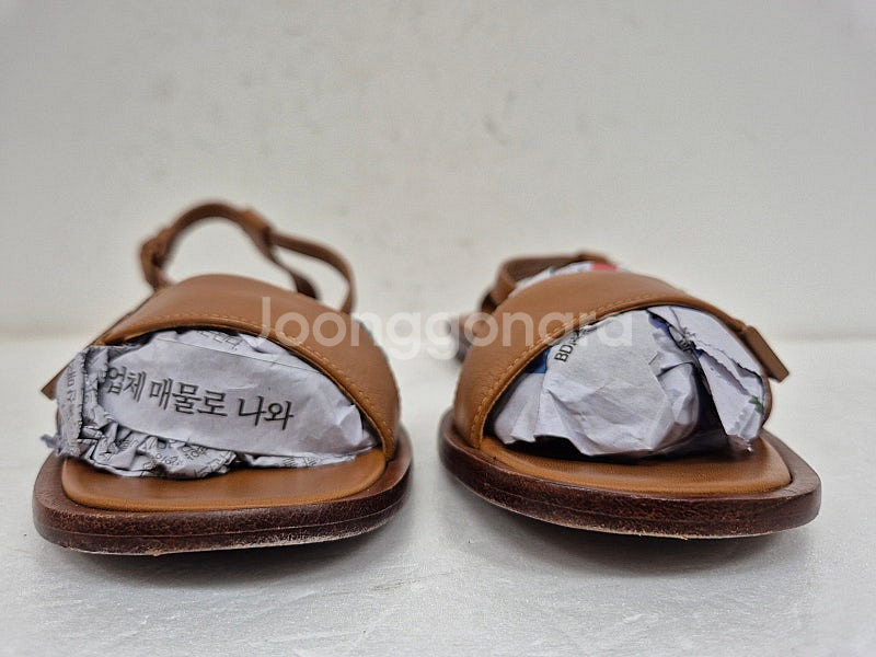 토리버치 여성 샌들 250--3