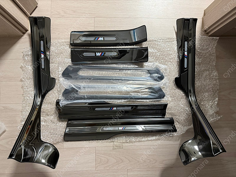 BMW X3/x4 도어 씰 보호대 스티커 이미지