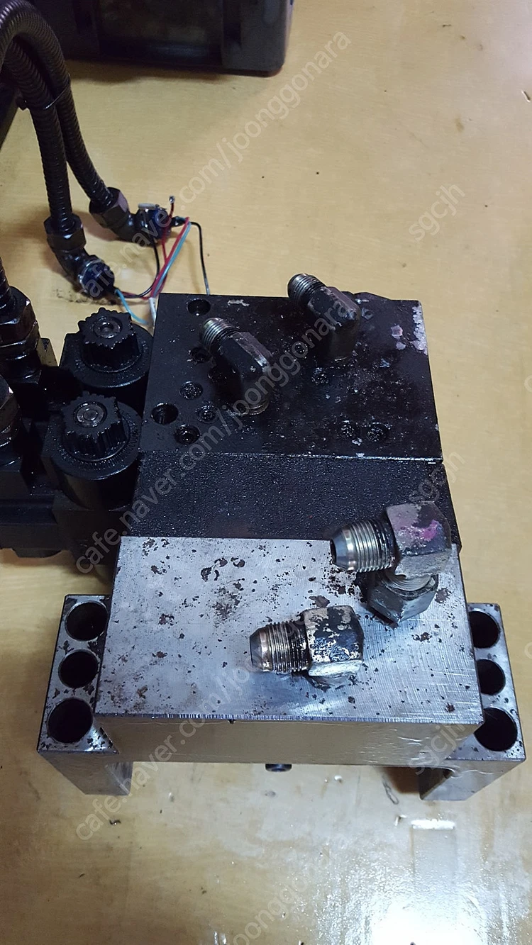 DMC CNC 선반 (I-210TB : 8각 인텍스) 이미지